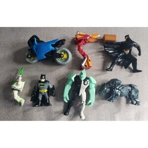 Lot Of 7 Random 2-3" Toy Figures - Batman, Buzz, Etc